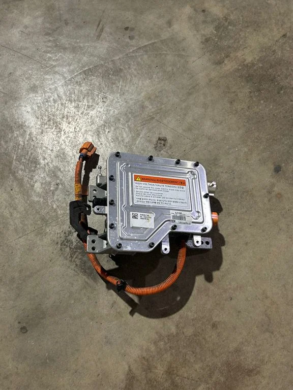 Voltage converter inverter – Hyundai Ioniq (2016-)