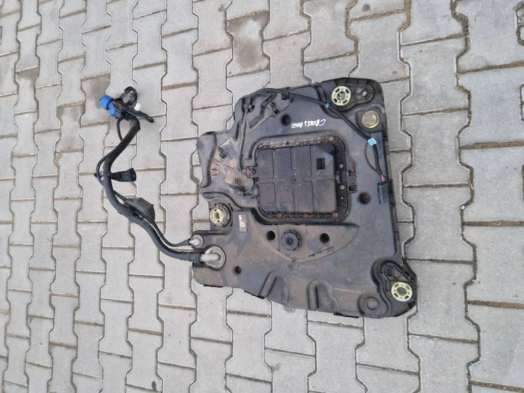 Zbiornik AdBlue 9827948380