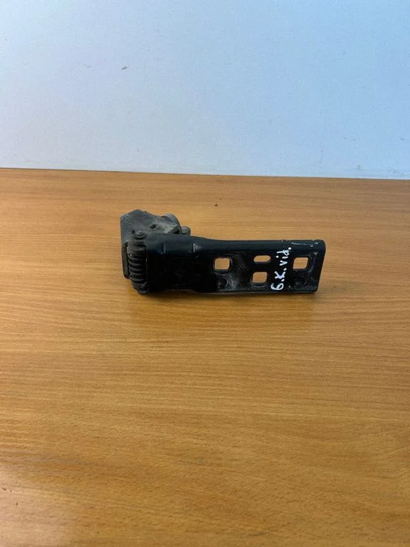 Sliding door middle roller runner – Renault Trafic III (X82) (2014-)