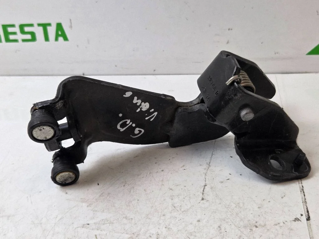 Sliding door middle roller runner – Fiat Doblo (2010-2022)