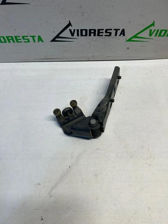 Sliding door middle roller runner – Opel Vivaro (2014-2018)