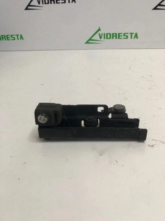 Sliding door middle roller runner – Citroen Berlingo (2018-)