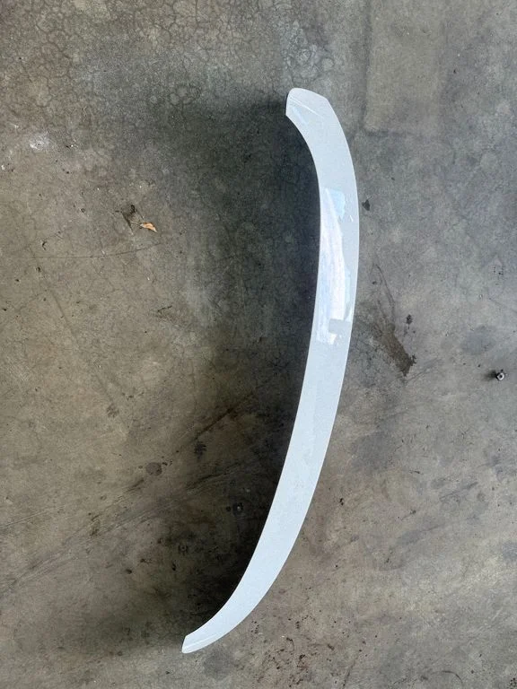 Tailgate/trunk spoiler GPH95196