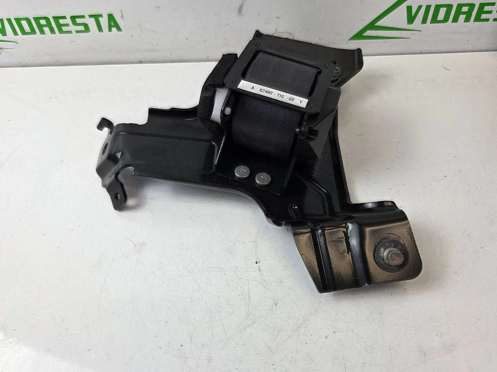 Roof seat belt – Honda CR-V (2013-2016)