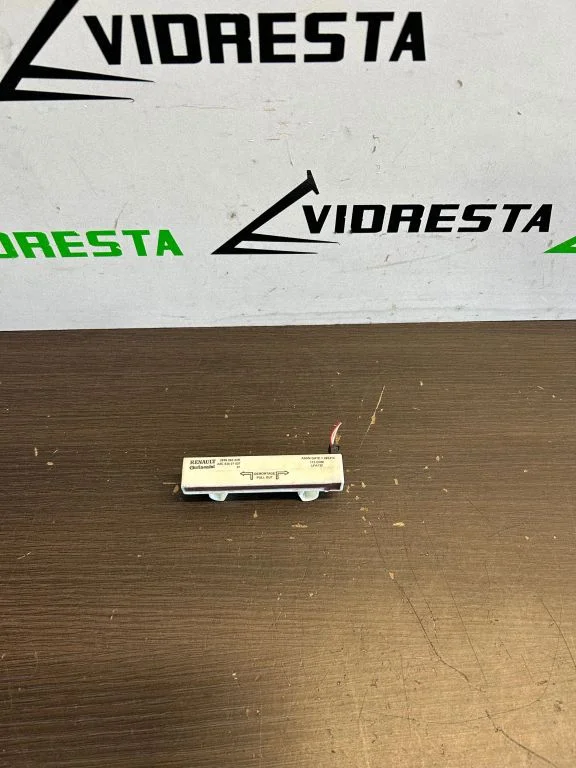 Antenna control unit 285906352R