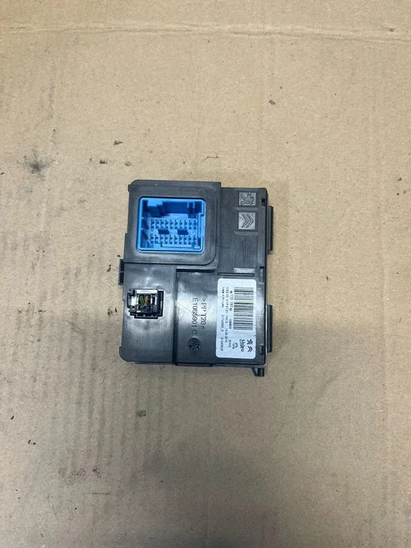 Air conditioning/heating control unit – Peugeot 308 (2013-2021)