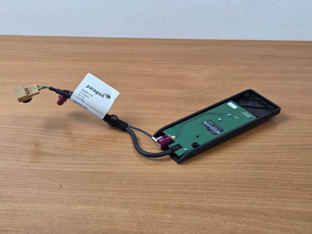 Wireless charging module – Audi A7 S7 4G (2011-2017)