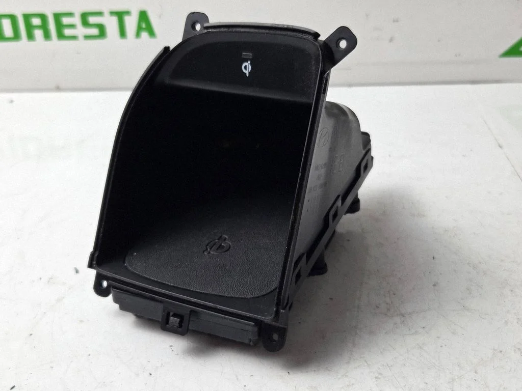 Wireless charging module – Hyundai Ioniq (2016-)