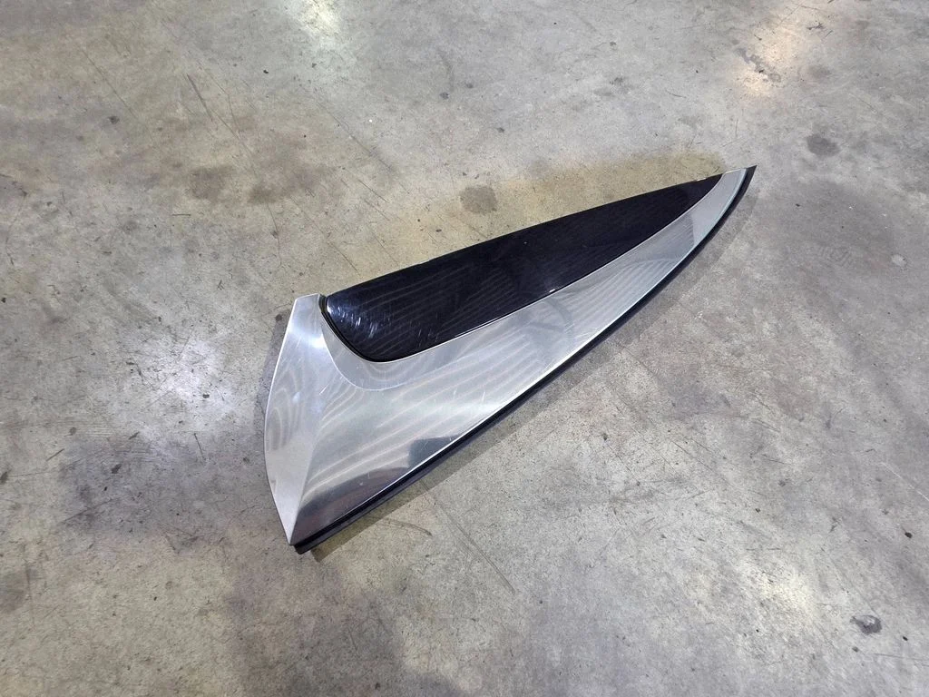 Rear side glass trim – Citroen C4 Grand Picasso (2013-2018)