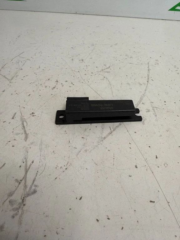 Keyless system antenna – Jaguar XF X250 (2007-2015)
