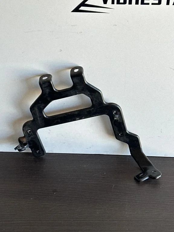 Engine control unit holder – KIA Sportage (2011-2016)