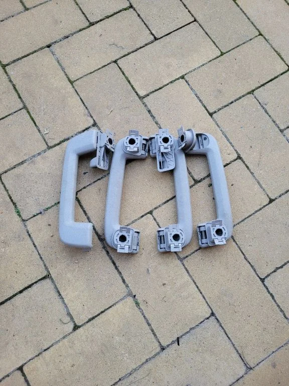 A set of handles for the ceiling
