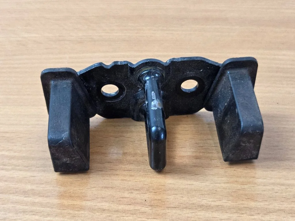 Trunk lock loop – Ford Focus (2018-)