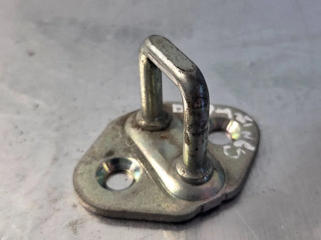 Trunk lock loop