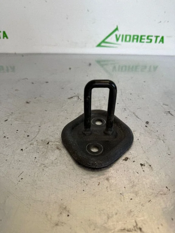 Trunk lock loop – Nissan Leaf I (ZE0) (2010-2017)