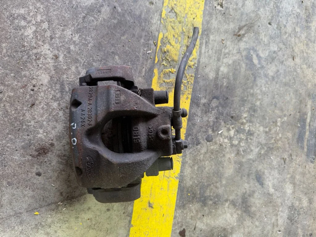 Front brake caliper A426X