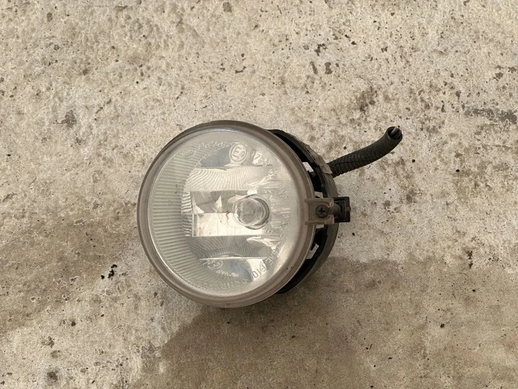 Front fog light – Chrysler Grand Voyager V (2007-2015)