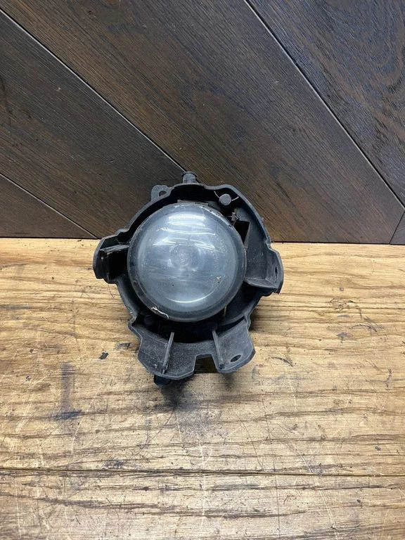 Front fog light 89210094