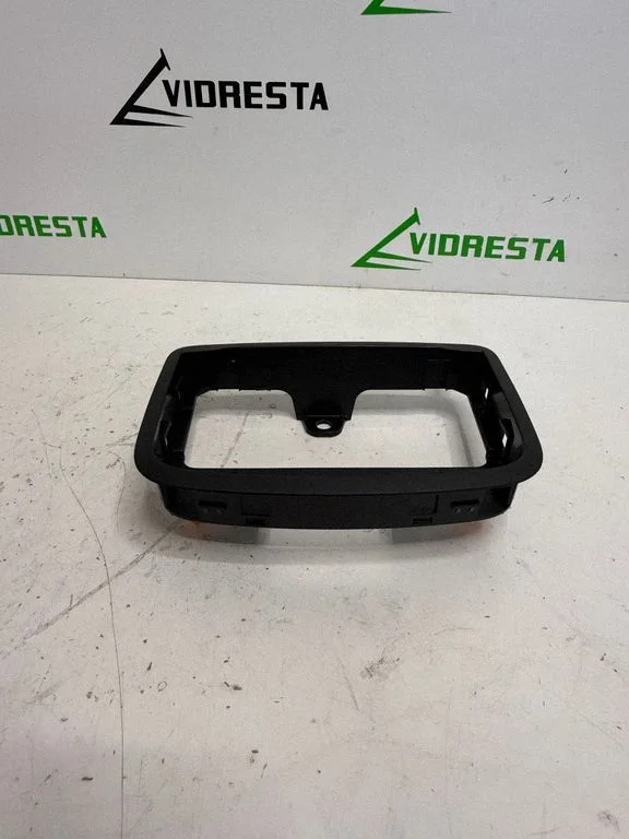 Front seat light 18775F1