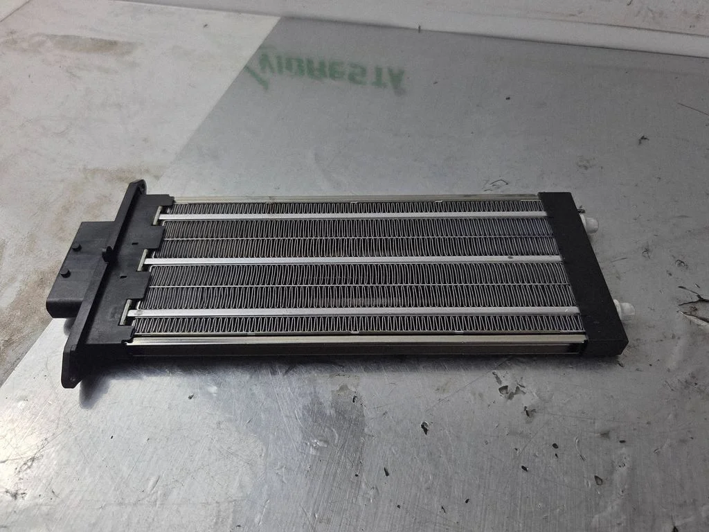 Elektriline salongi küttekeha radiaator 12B21B058