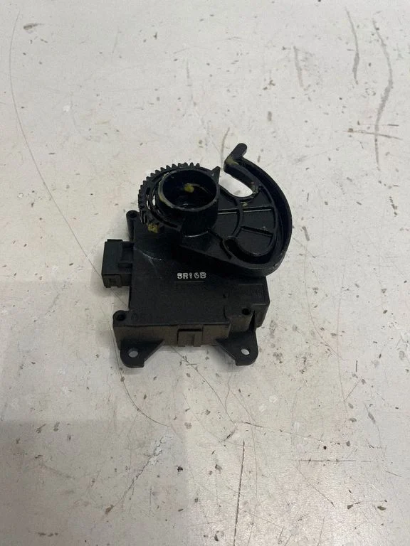 Air flap motor/actuator – Honda CR-V (2013-2016)