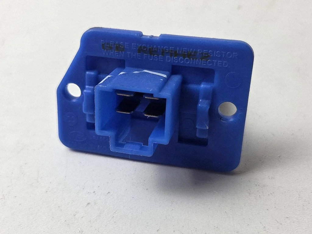 Heater blower motor/fan resistor PA66GF30
