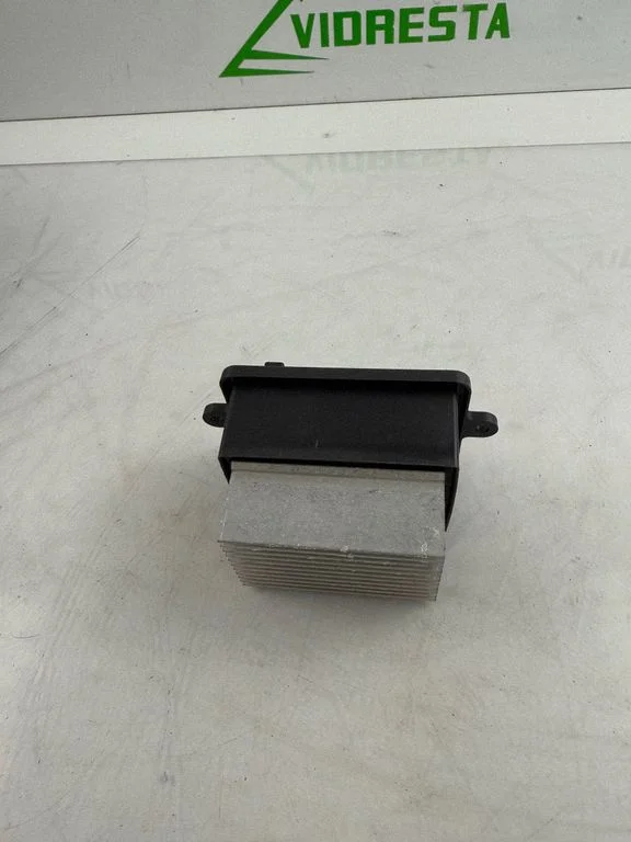 Heater blower motor/fan resistor