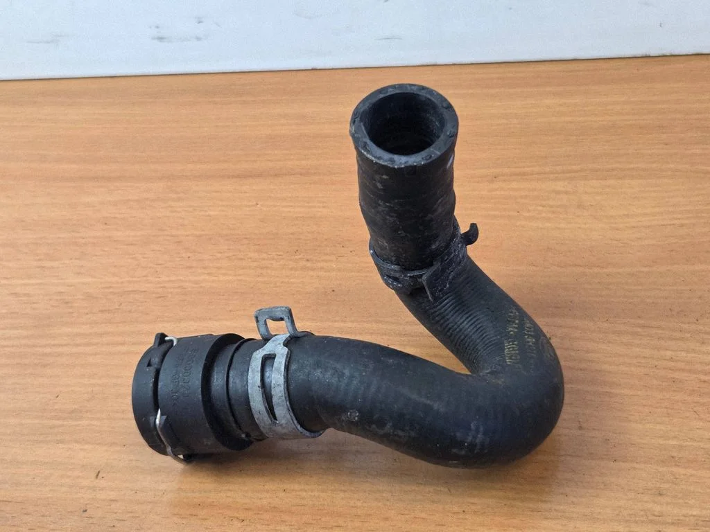 Engine coolant pipe/hose – Jaguar XE (2015-)