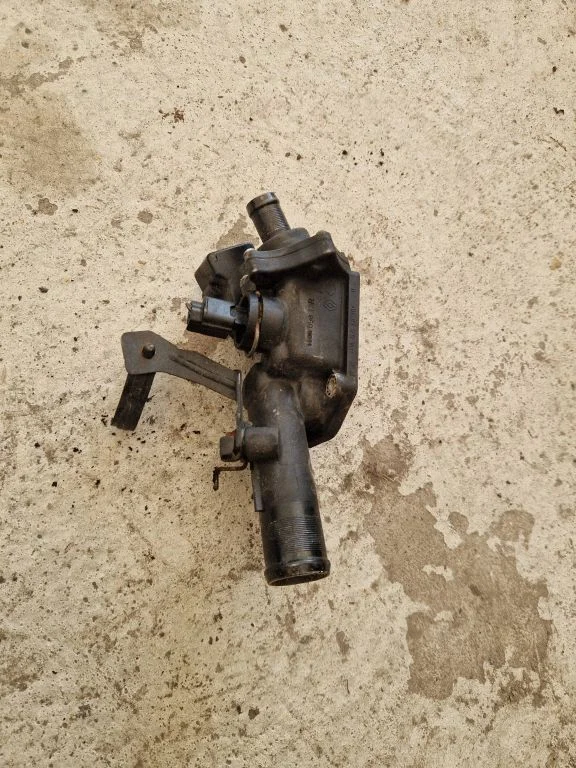 Thermostat/thermostat housing – Renault Scenic III - Grand scenic III (2009-2016)