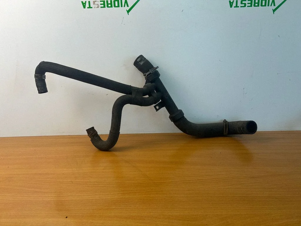 Mootori jahutusvedeliku toru / voolik HSRZ00105