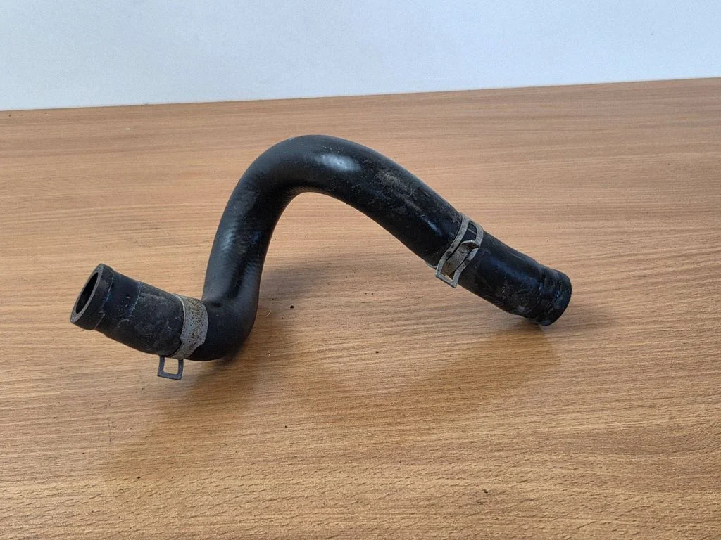 Engine coolant pipe/hose 070123