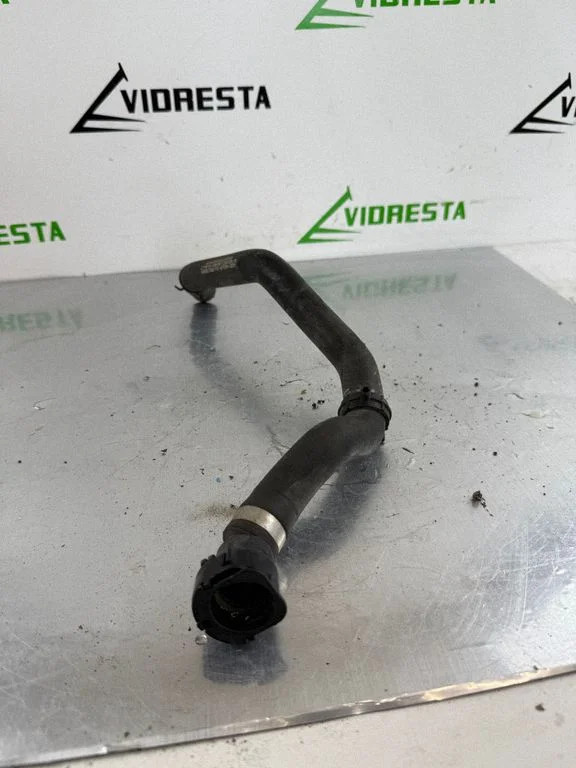 Mootori jahutusvedeliku toru / voolik A4478302302