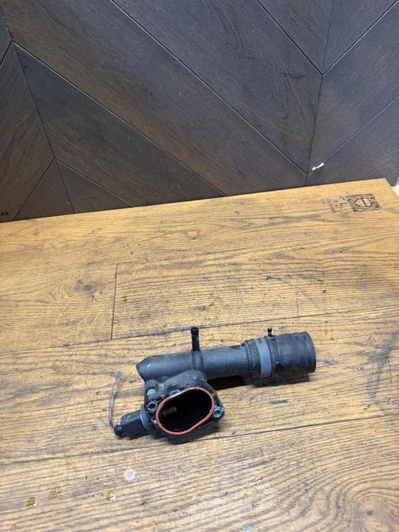 Engine coolant pipe/hose 03L121132A