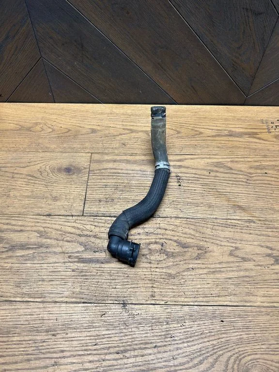 Engine coolant pipe/hose JX6118K580