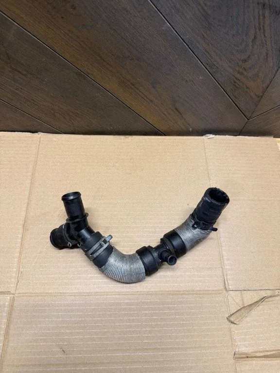 Engine coolant pipe/hose 1320755