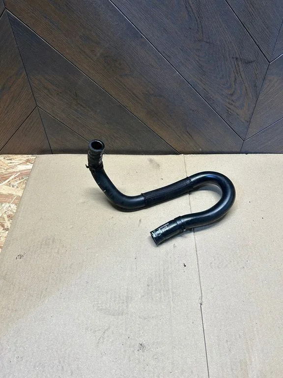 Engine coolant pipe/hose – Jaguar XF X250 (2007-2015)