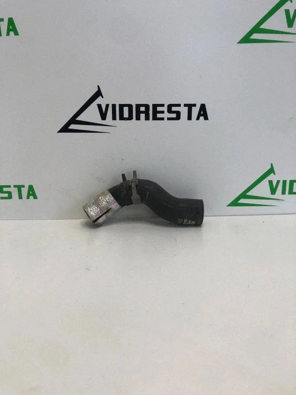 Przewody układu chłodzenia silnika 2843007600