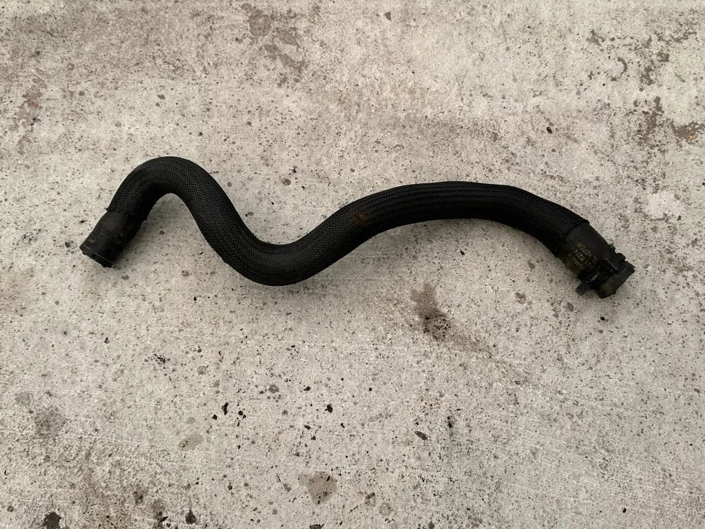 Engine coolant pipe/hose 6G918274KB