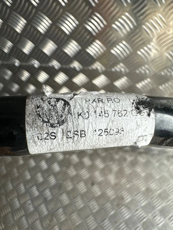 Przewody układu chłodzenia silnika 1K0145762GG