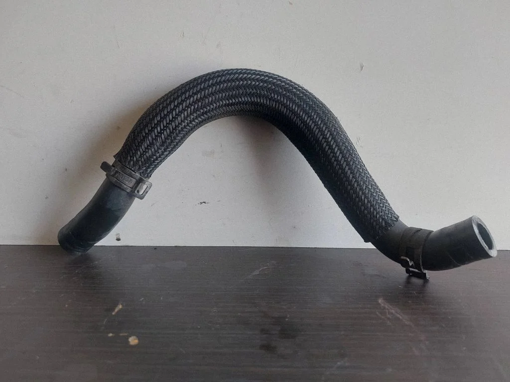 Engine coolant pipe/hose M20012B