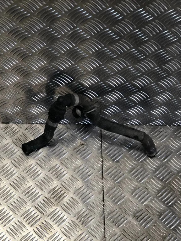 Engine coolant pipe/hose 31368119