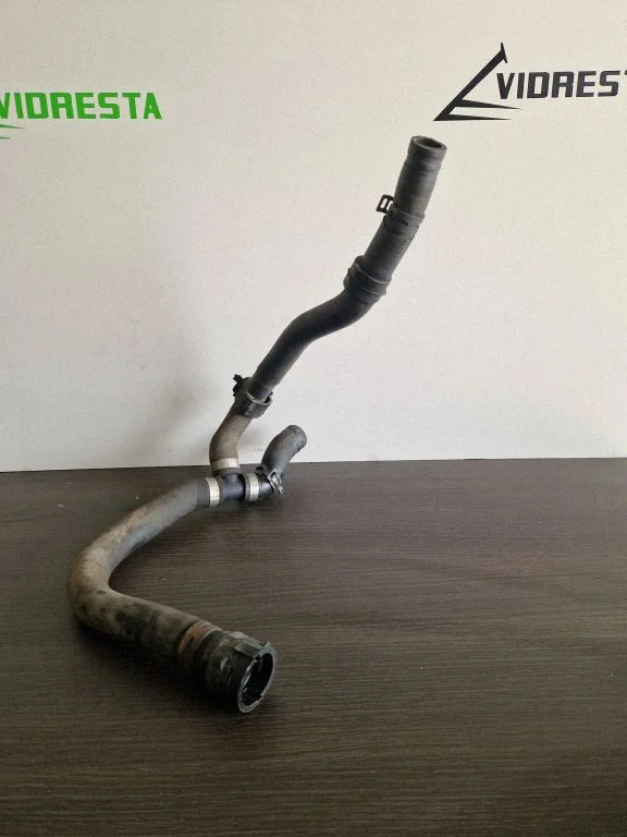 Engine coolant pipe/hose 3B0122291B
