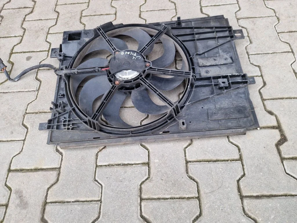 Obudowa wentylatora chłodnicy (dyfuzor) – Citroen C4 Grand Picasso (2013-2018)