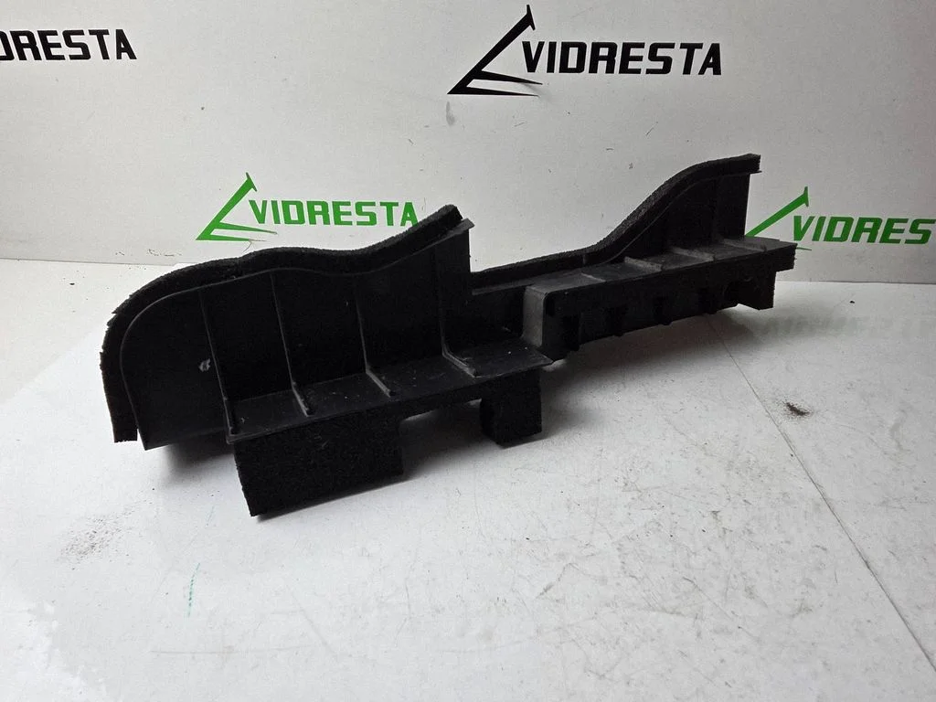 Intercooler air guide/duct channel 29136G7700