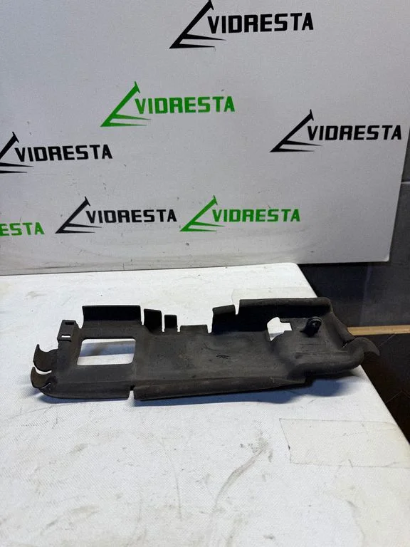 Intercooler air guide/duct channel 30764567