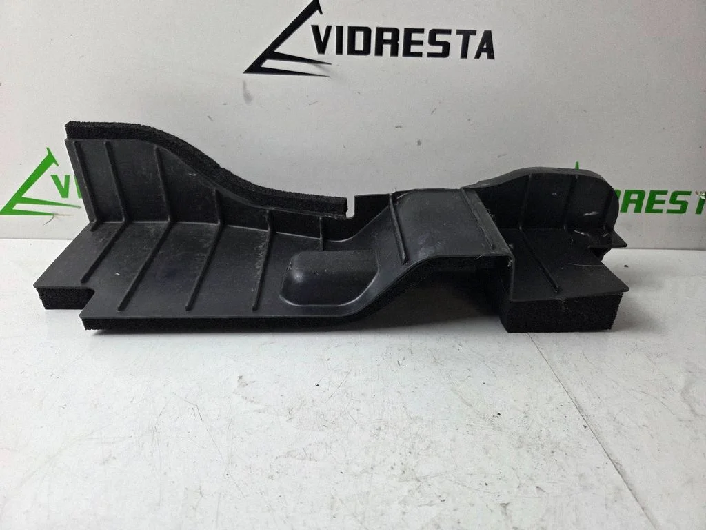Intercooler air guide/duct channel 29134G7700