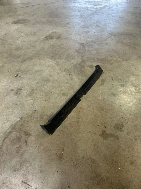 Intercooler air guide/duct channel 68244642AA