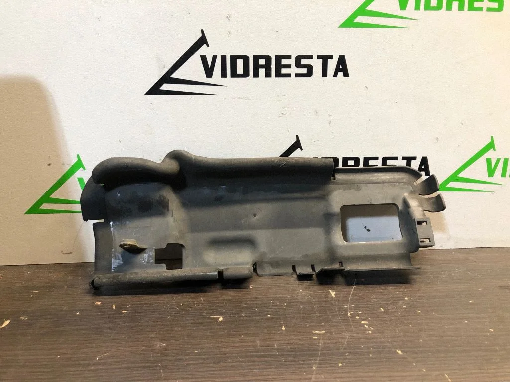 Intercooler air guide/duct channel 30764567