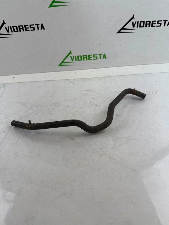 Coolant pipe/hose