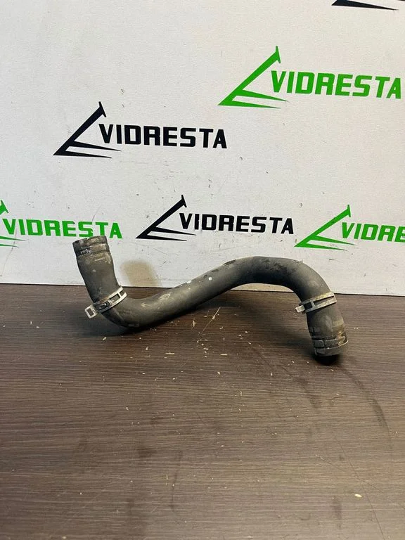 Jahutustoru(d)/-voolik(ud)